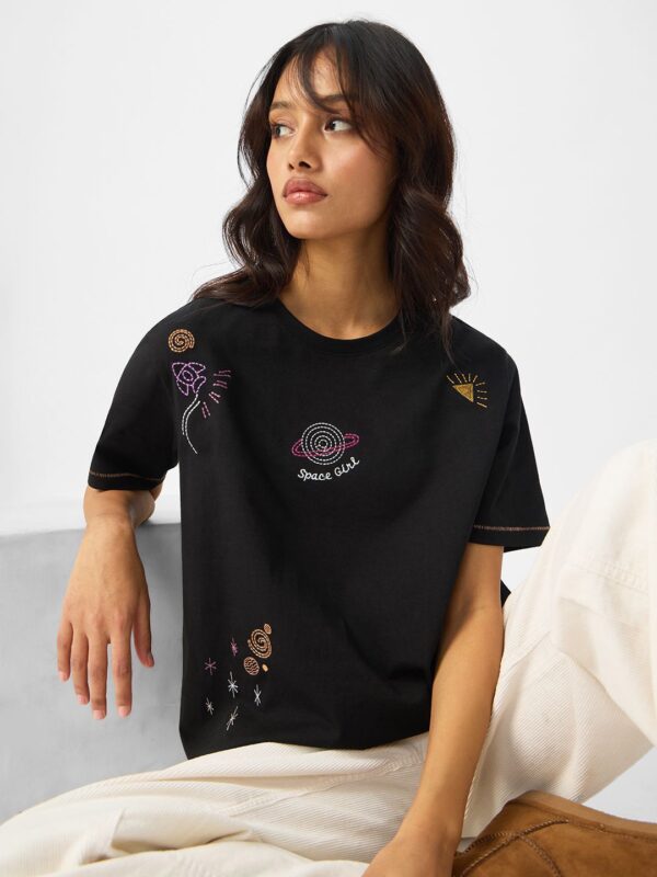 Women Graphic Printed Round Neck Cotton Oversized Fit T-shirt