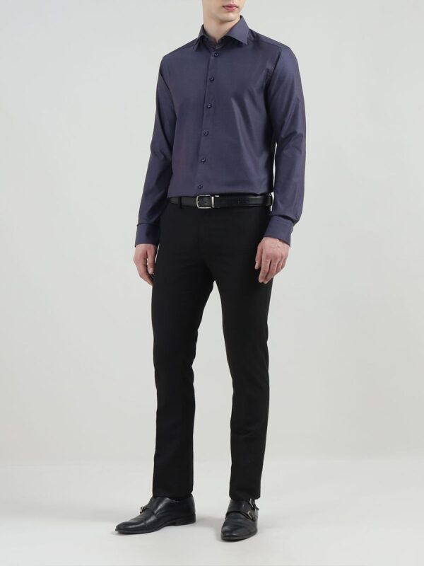 Men Spread Collar Solid Cotton Formal Shirt - Image 4