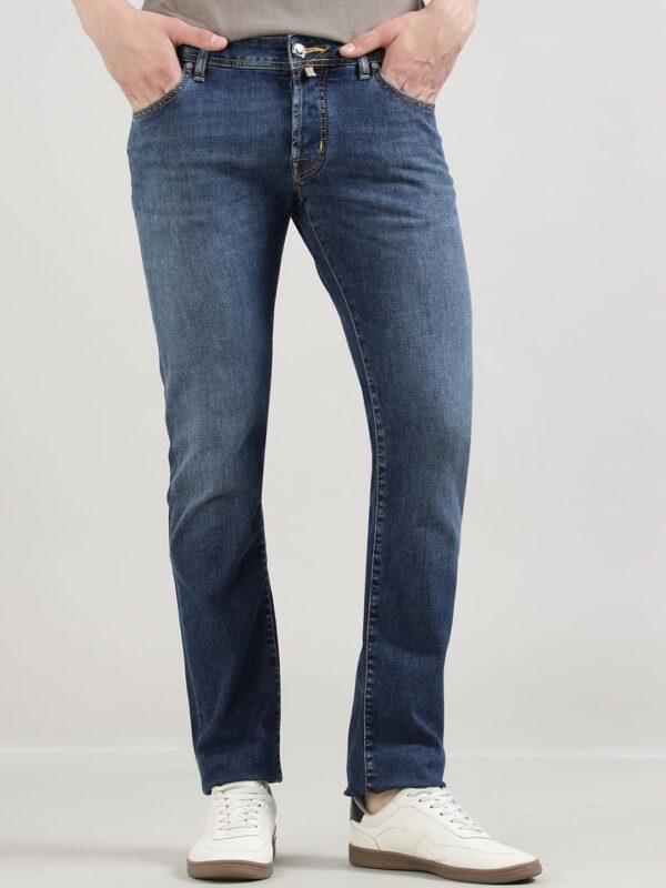 Men Slim Fit Mid-Rise Heavy Fade Jeans