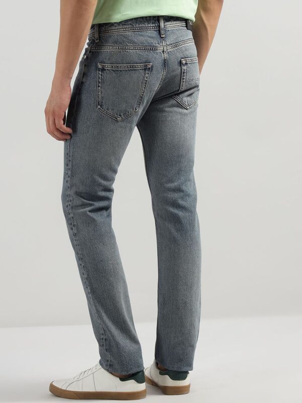 Men Slim Fit Mid-Rise Heavy Fade Jeans - Image 2