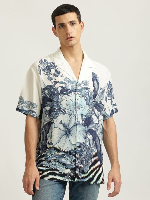 Men Cuban Collar Floral Printed Casual Shirt