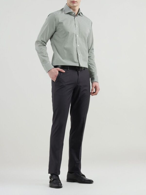 Men Spread Collar Geometric Printed Cotton Formal Shirt - Image 3