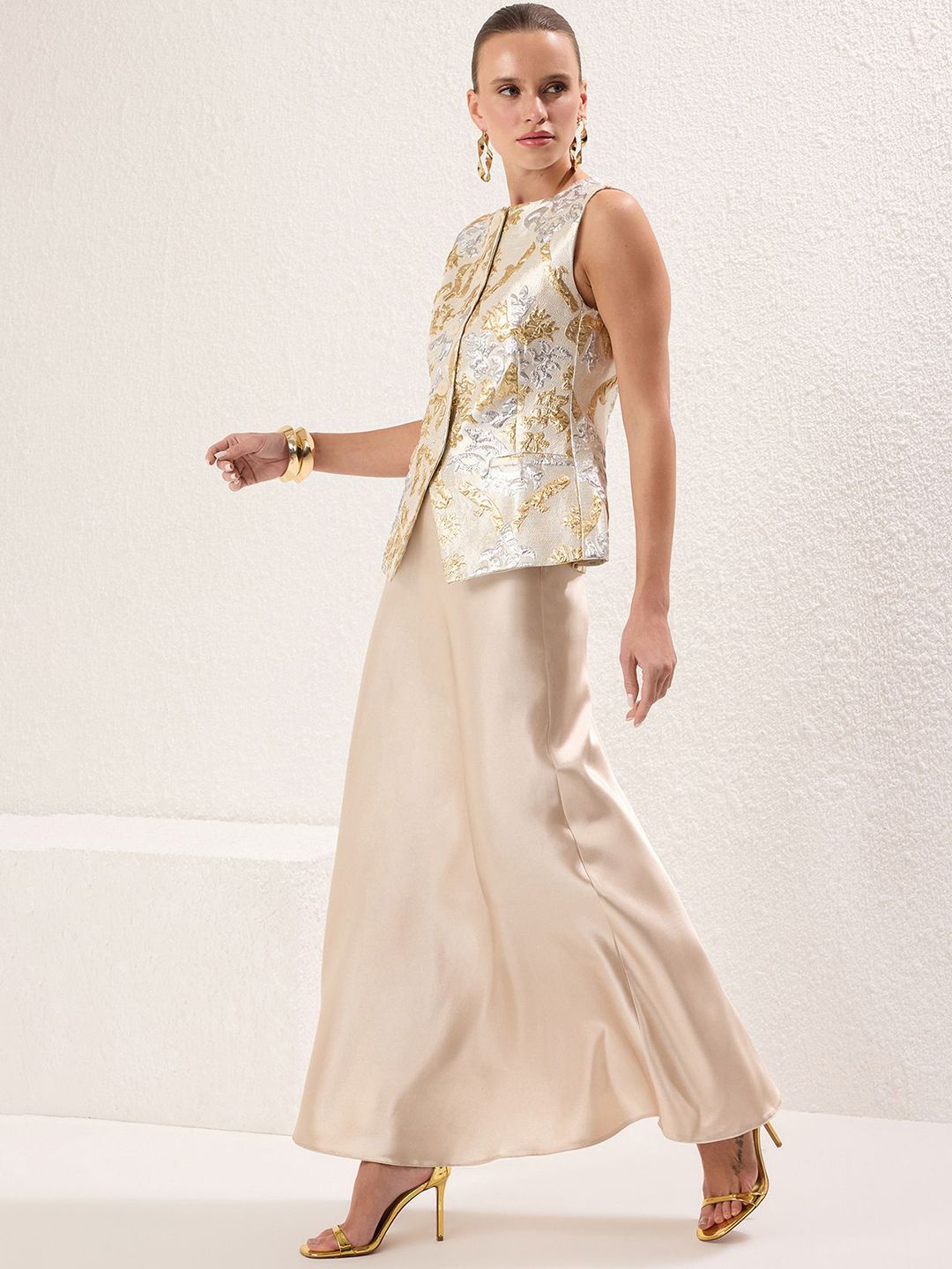 floral self design round neck waistcoat with skirt floral self design round neck waistcoat with skirt